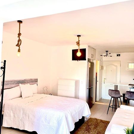 Costa Del Sol Vacacional Leilighet Benalmádena Eksteriør bilde