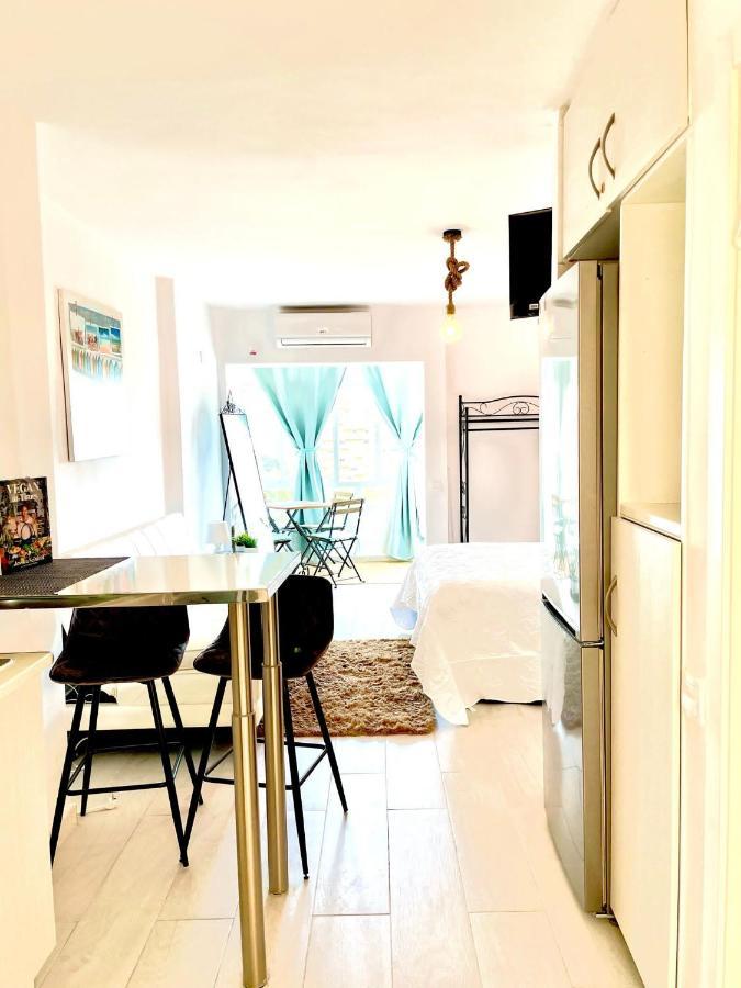 Costa Del Sol Vacacional Leilighet Benalmádena Eksteriør bilde